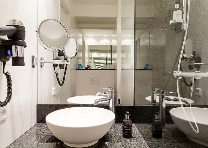 ホテル ワン ポルト ドレ