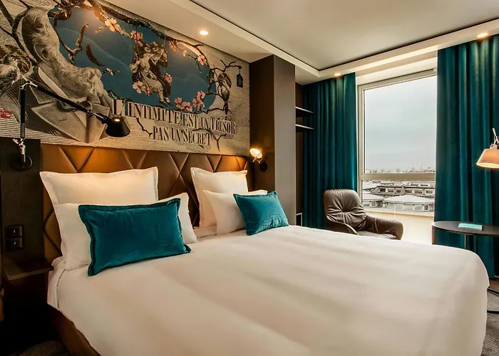 One Paris-porte Doree 3*